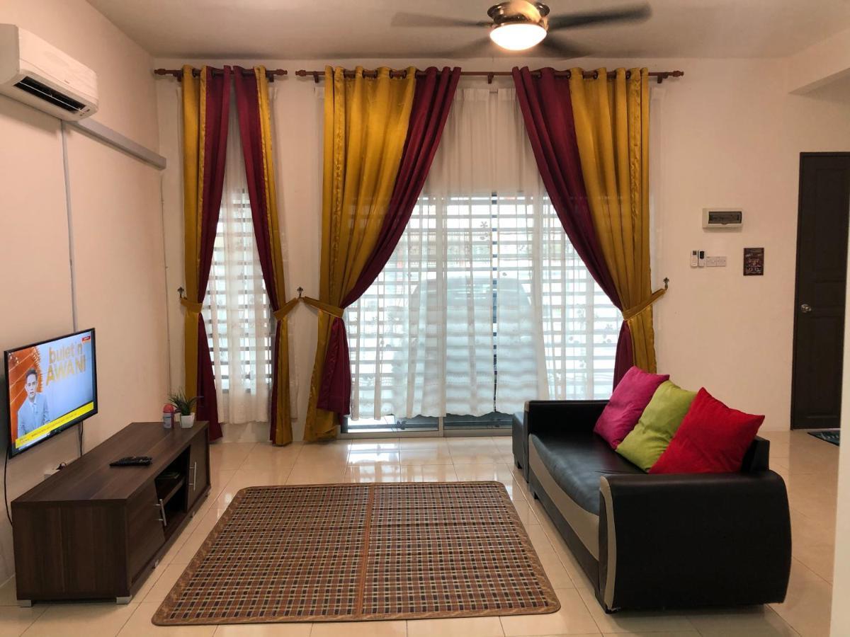 Hasnifana Homestay Seri Iskandar Exterior foto